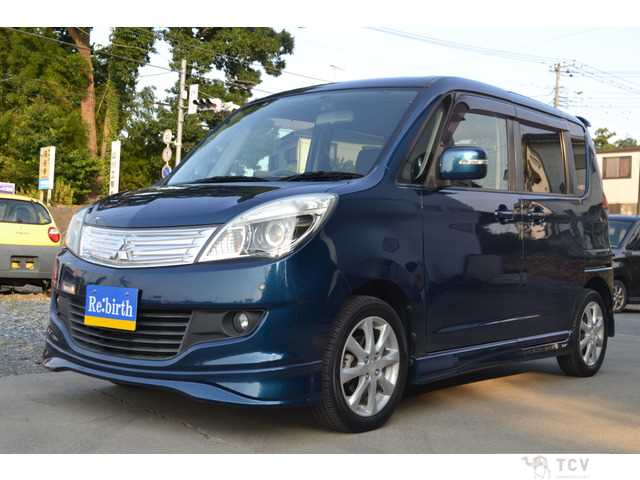 2012 Mitsubishi Delica