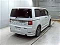 2010 Mitsubishi Delica D5