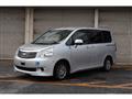 2013 Toyota Noah