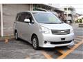 2013 Toyota Noah