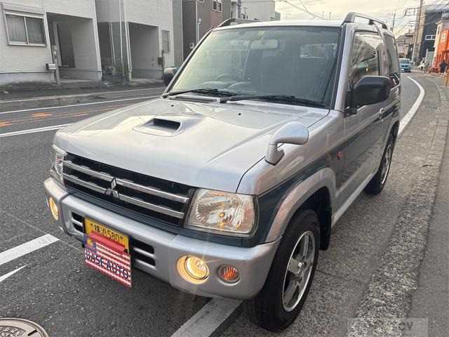 2006 Mitsubishi Pajero Mini