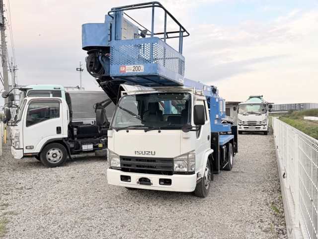 2012 Isuzu Isuzu Others
