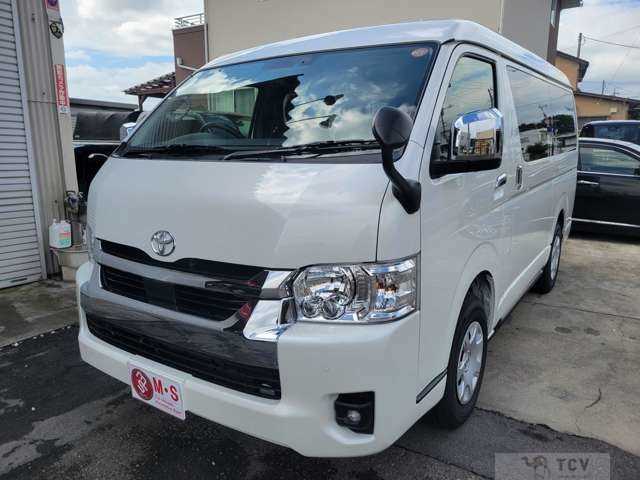 2025 Toyota Hiace Wagon