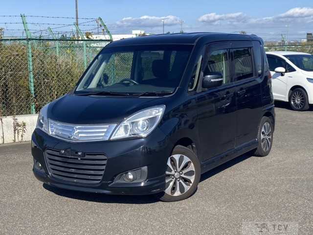 2014 Mitsubishi Delica