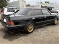 2000 Toyota Crown Sedan