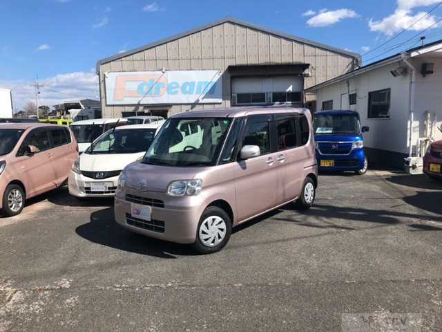 2011 Daihatsu Tanto