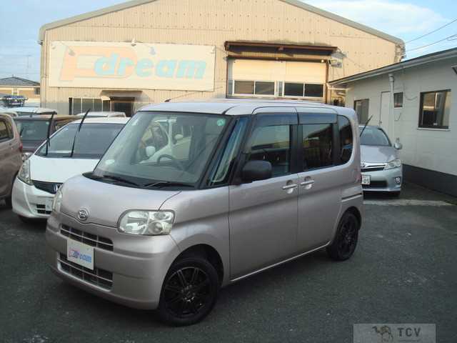 2011 Daihatsu Tanto