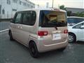 2011 Daihatsu Tanto