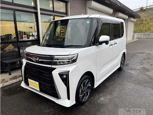 2022 Daihatsu Tanto Custom