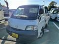 2005 Mazda Bongo Truck