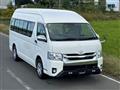 2006 Toyota Hiace Commuter