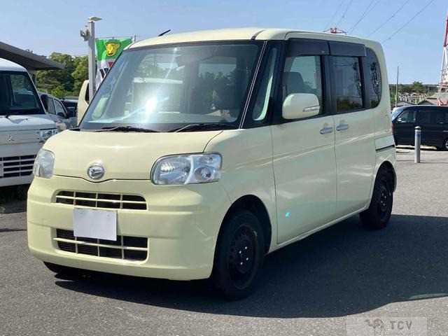 2012 Daihatsu Tanto