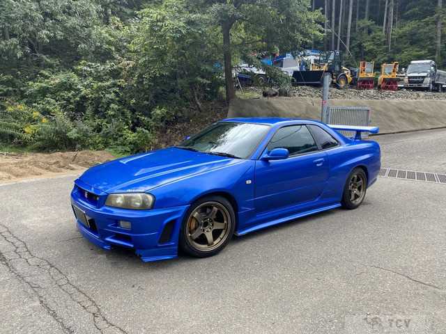 1999 Nissan Skyline Coupe