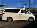 2012 Toyota Alphard