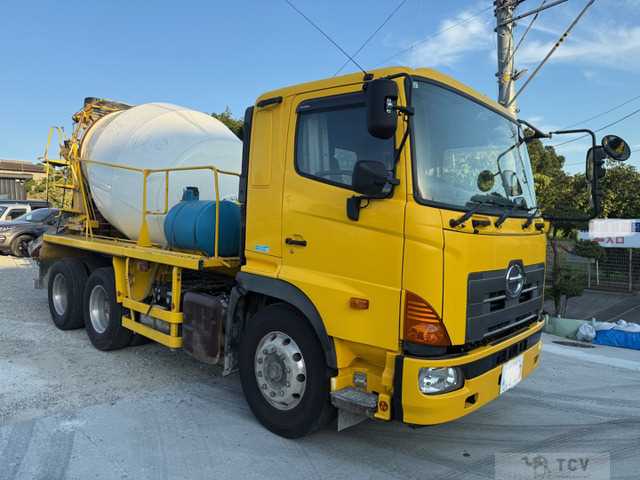 2016 Hino Hino Others