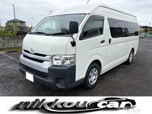 2016 Toyota Hiace Commuter