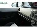 2011 Toyota Vitz