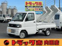 2004 Nissan Clipper Truck