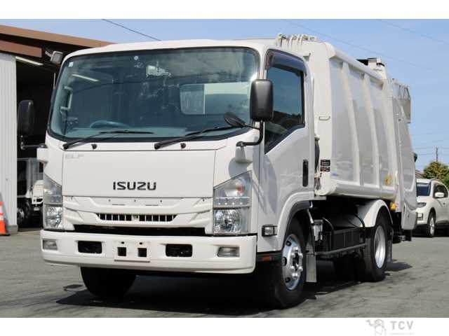 2017 Isuzu Isuzu Others