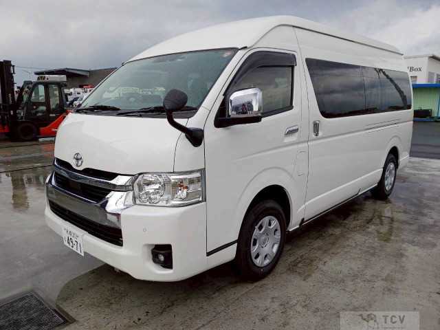 2025 Toyota Hiace Wagon
