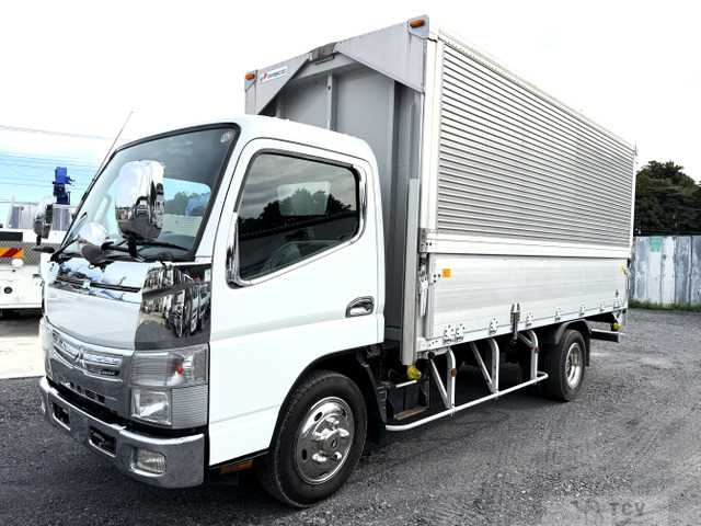 2011 Mitsubishi Canter