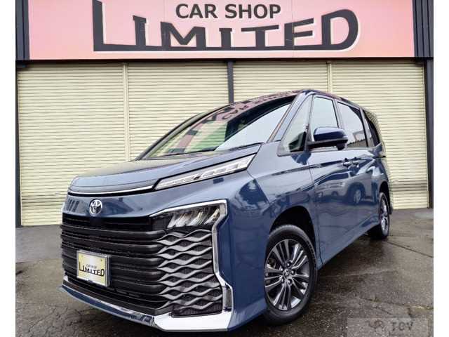 2022 Toyota Voxy