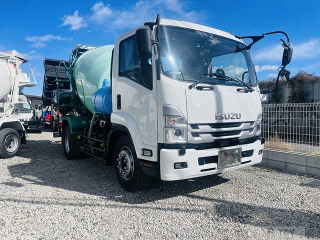 2023 Isuzu Isuzu Others