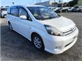 2010 Toyota Isis