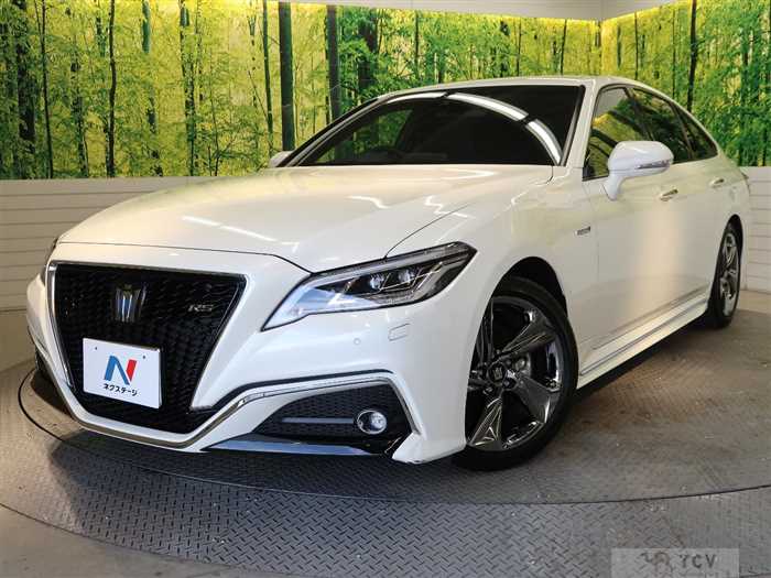 2018 Toyota Crown Hybrid