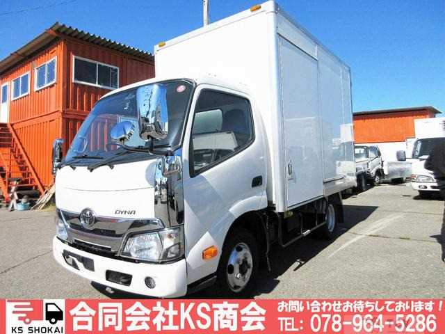 2018 Toyota Dyna Truck