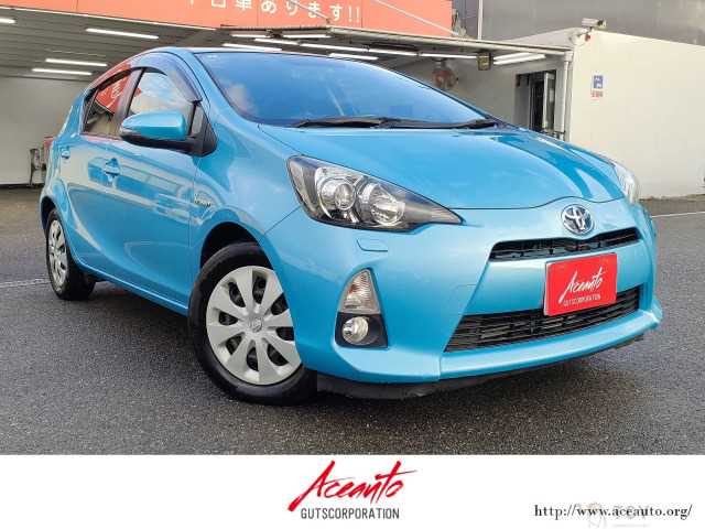 2013 Toyota AQUA