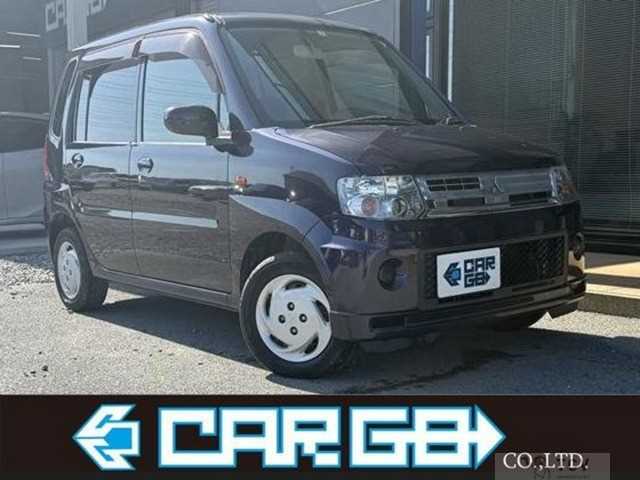 2012 Mitsubishi Toppo