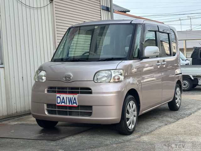 2011 Daihatsu Tanto