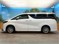 2022 Toyota Alphard Hybrid