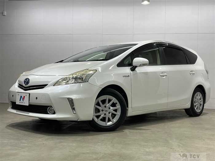 2012 Toyota PRIUS α