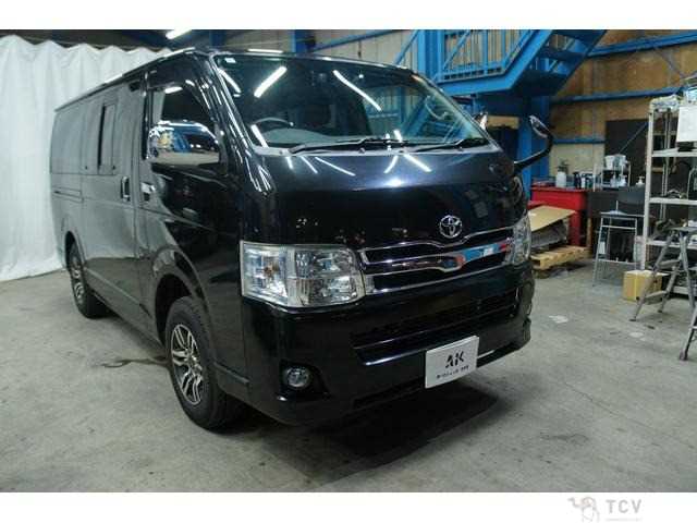 2011 Toyota Hiace Van