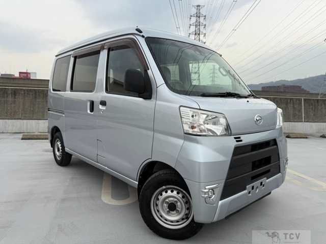 2017 Daihatsu Hijet Cargo