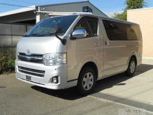 2013 Toyota Regiusace Van