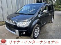 2015 Mitsubishi Delica D5