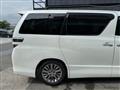 2013 Toyota Vellfire