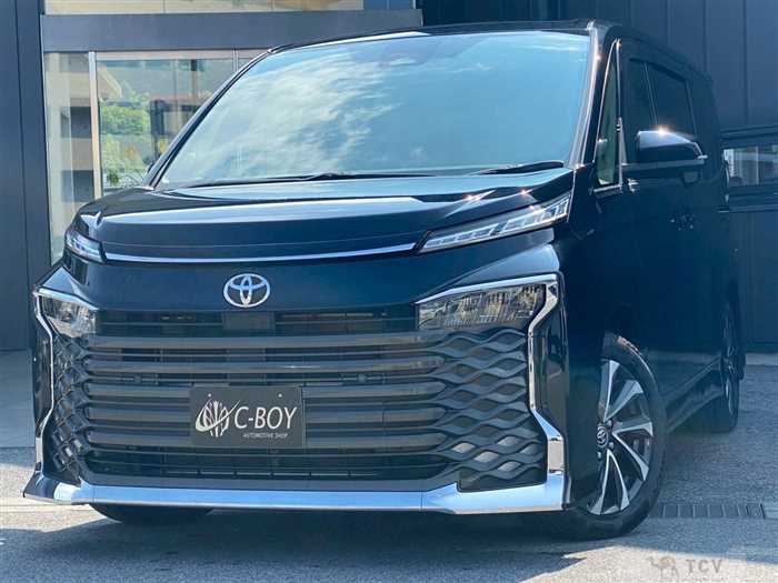 2022 Toyota Voxy