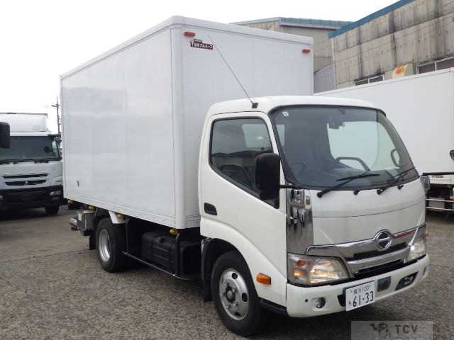 2015 Hino Dutro