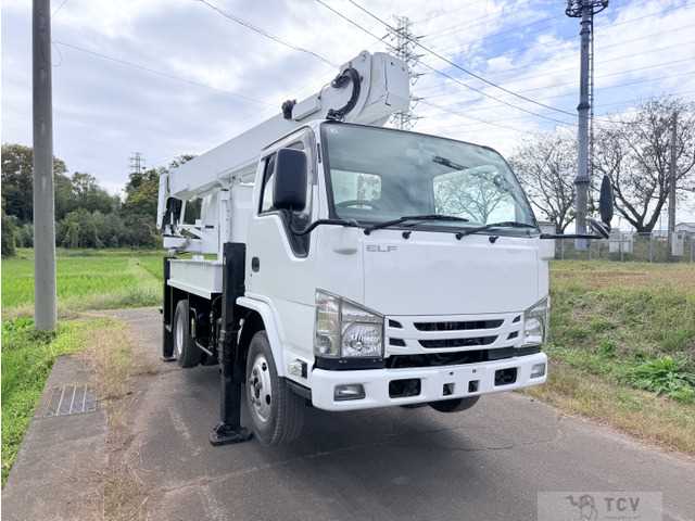 2017 Isuzu Isuzu Others