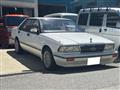 1989 Nissan Gloria(sedan)