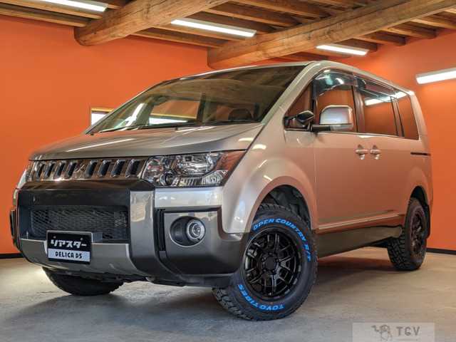 2018 Mitsubishi Delica D5