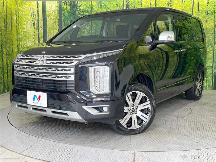 2024 Mitsubishi Delica D5