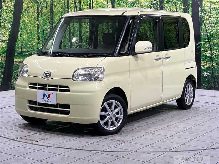 2011 Daihatsu Tanto