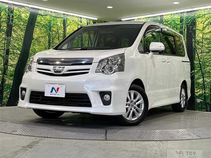 2013 Toyota Noah