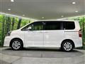 2013 Toyota Noah