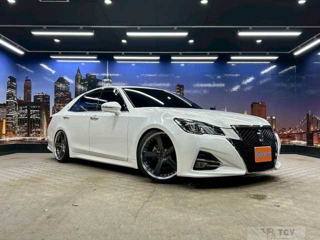 2016 Toyota Crown Athlete Series